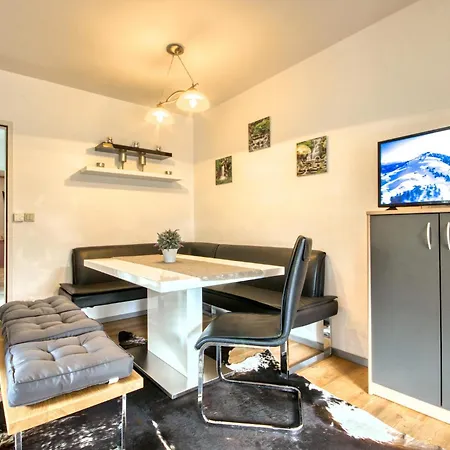 Valentina - By Alpen