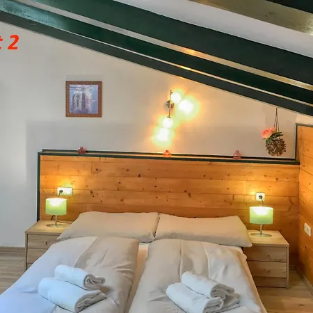 Valentina - By Alpen Appartement Zell am See