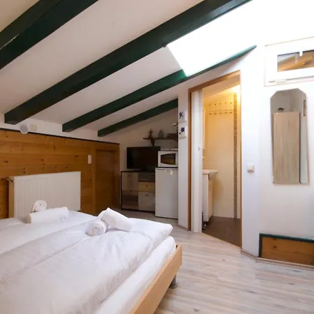 Valentina - By Alpen Апартаменти *