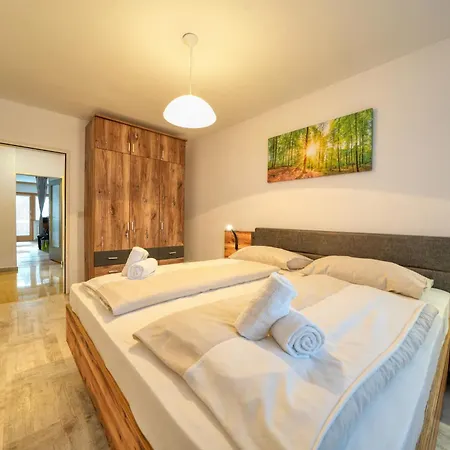 Apartment Valentina - By Alpen Zell am See