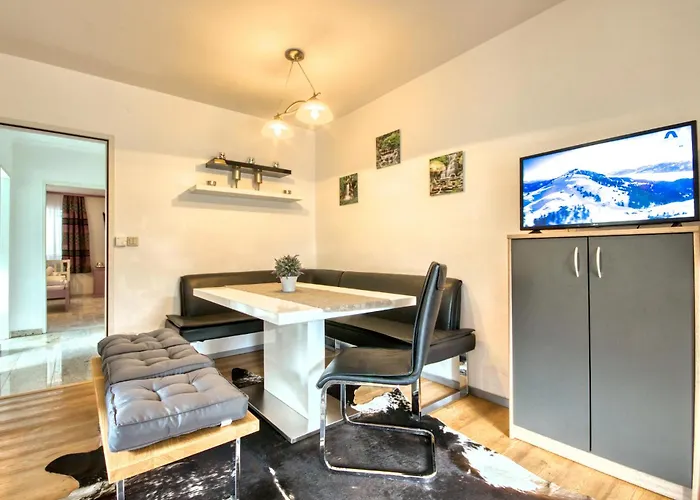 Valentina - By Alpen